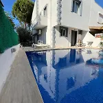 Vila With Private Pool In Alacati *