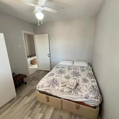 Villa With Private Pool In Alacati *