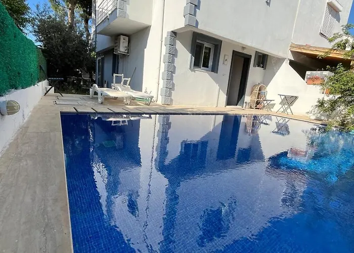 With Private Pool In Alacati * Cesme