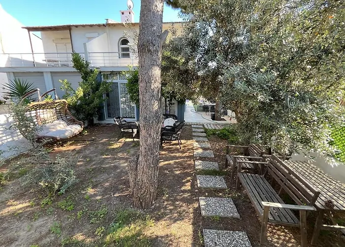 Villa With Private Pool In Alacati *