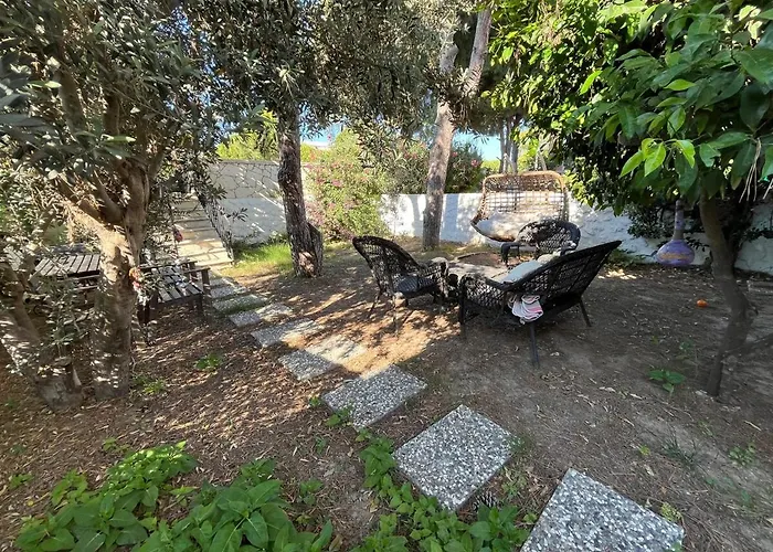 Villa With Private Pool In Alacati Cesme