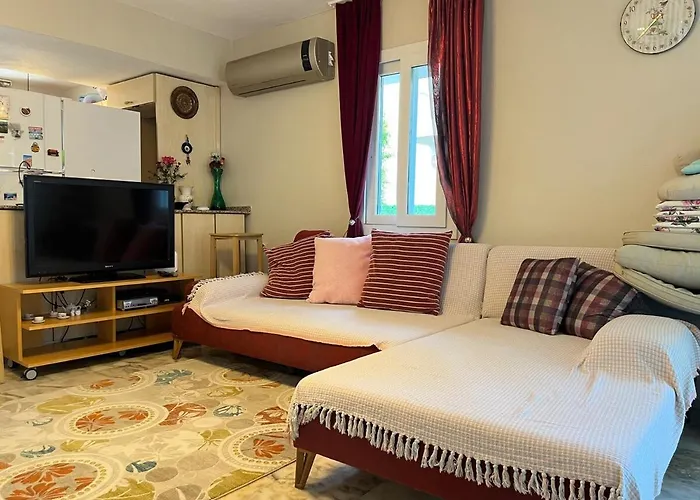 Villa With Private Pool In Alaçatı *