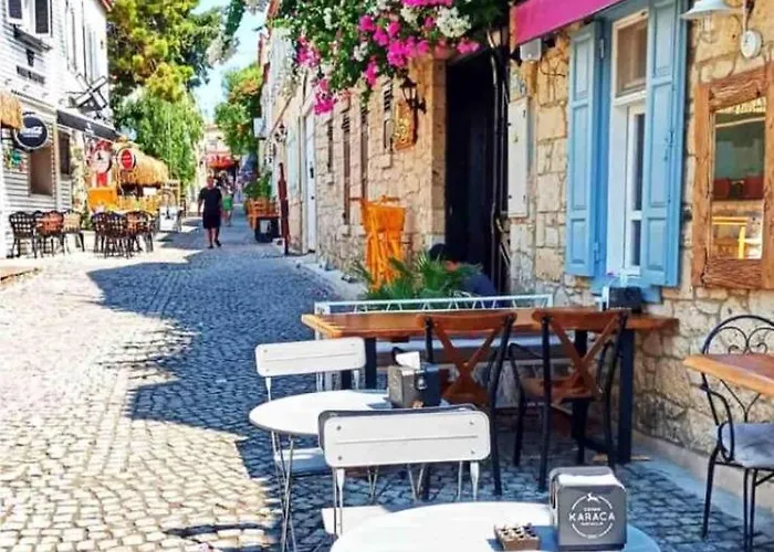 With Private Pool In Alaçatı Villa *